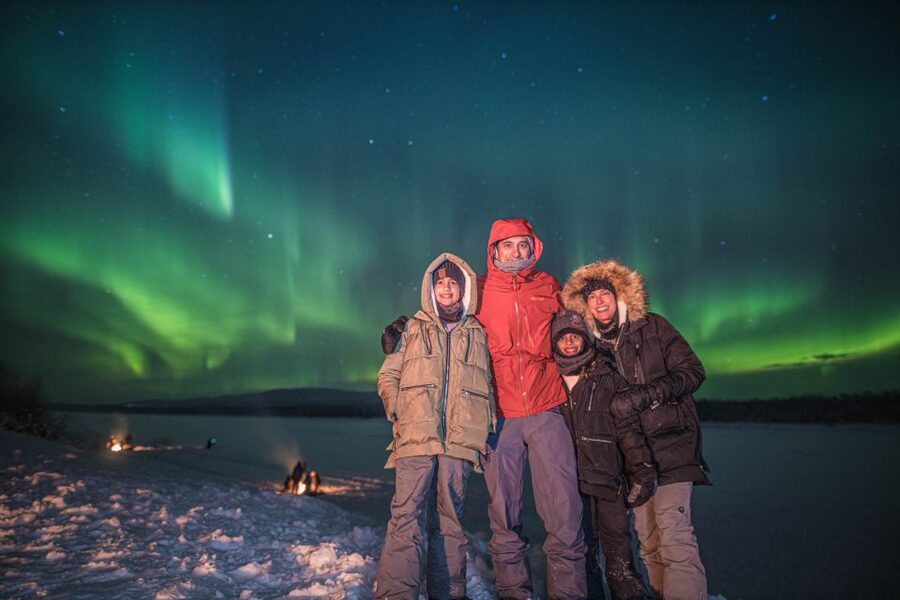 Rovaniemi: Aurora Borealis Tour - Leaving city lights behind