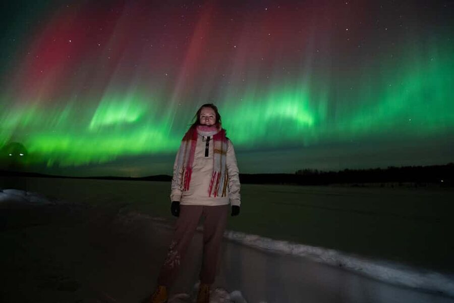 Rovaniemi: Aurora Hunt - Free Photos, 100% Guaranteed Refund - Lakes, dark roads, and the payoff of moving on
