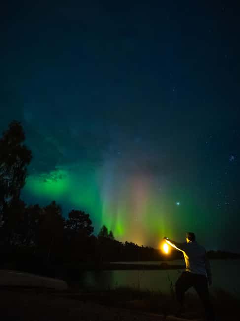 Rovaniemi: Aurora Hunt with Money-Back Guarantee and Photo - Professional portraits instead of phone snapshots