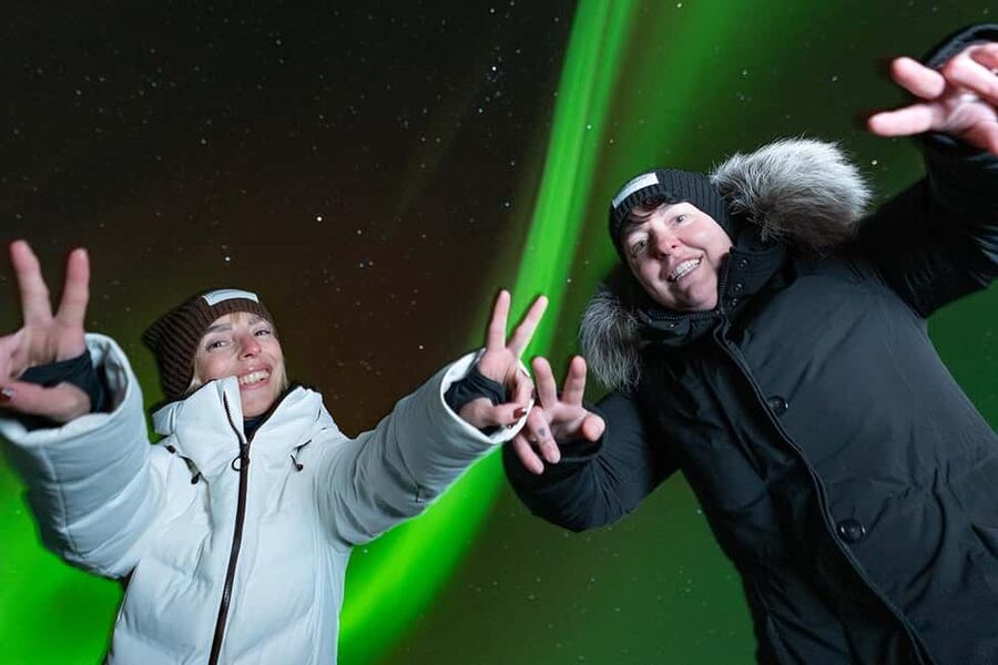 Rovaniemi: Aurora Hunt with Money-Back Guarantee and Photo - Pickup and the two-hour drive from Rovaniemi