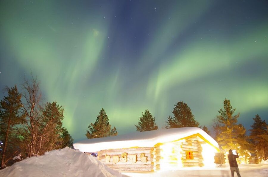 Rovaniemi: Aurora Hunting Tour with Photography by Van - How This Tour Compares With a Simple Viewing Trip