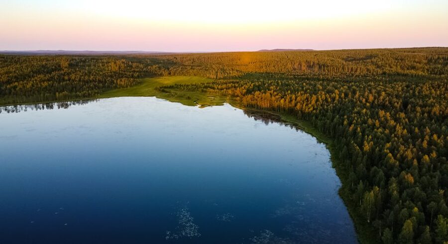 Rovaniemi: Canoeing under the Midnight Sun - Sixty to ninety minutes on the water