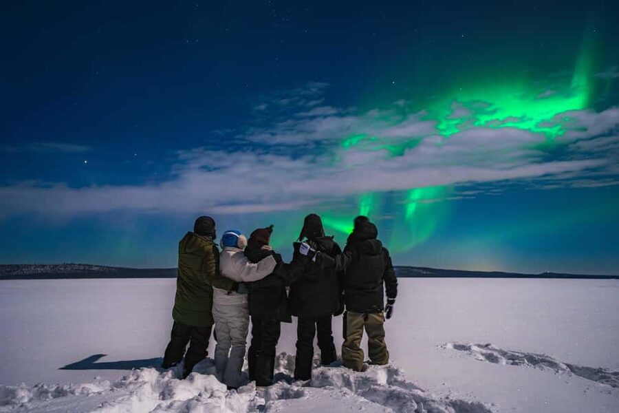 Rovaniemi: Discover the Northern Lights Photography Tour - The $165 price: what you are really buying