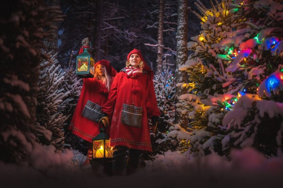 Rovaniemi: Elf Hat Academy in Santa's Village - How the price works for families