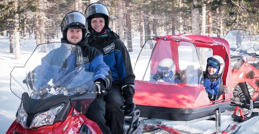 Rovaniemi: Family Snowmobile Safari with Campfire and Snacks - Who will enjoy this most