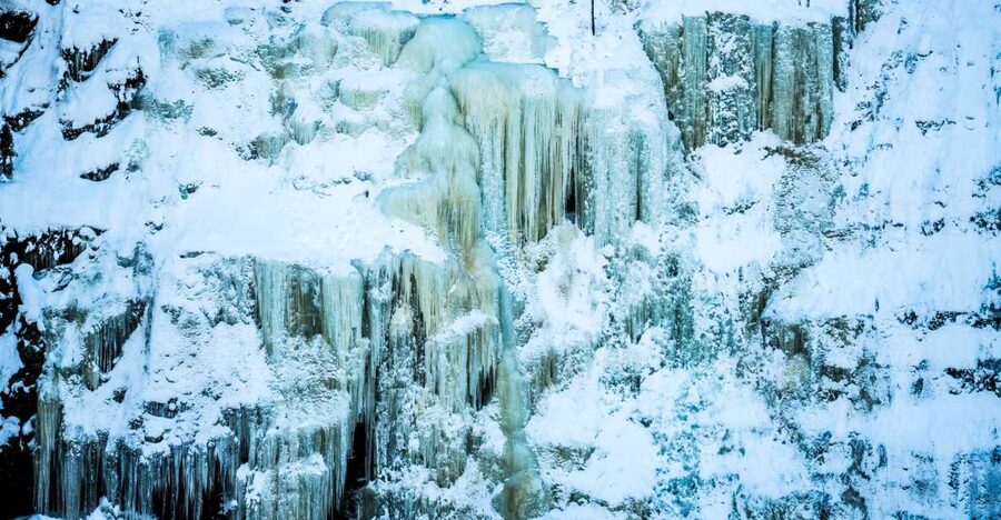 Rovaniemi: Frozen Waterfalls of Korouoma Canyon & Pro Photos - Who will enjoy this day most?