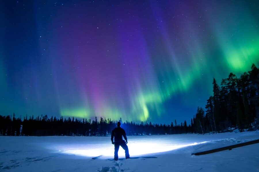 Rovaniemi: Guaranteed Aurora Hunting Tour with Local Guide - Pickup in Rovaniemi and the blue van