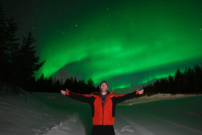 Rovaniemi: Guaranteed Northern Lights - Small Group & Photography - Warm drinks do not replace winter clothing