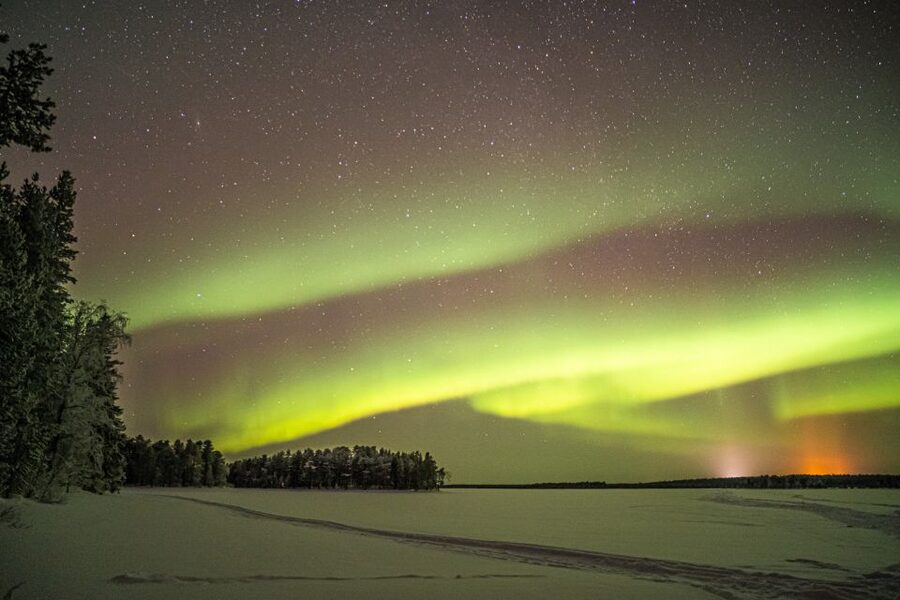 Rovaniemi: Guaranteed Ultimate Aurora Hunt with Photographer - How the guides choose the viewing spot