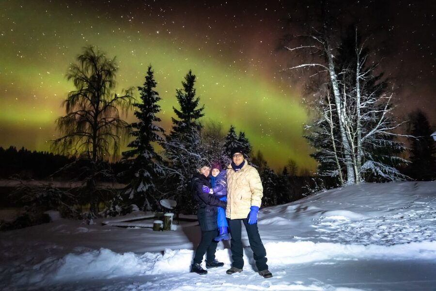 Rovaniemi: Guided Northern Lights Tour - Leaving Rovaniemi for darker skies