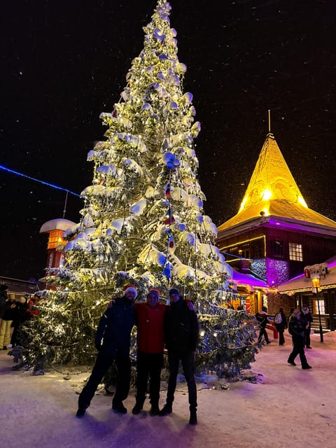 Rovaniemi: Guided Tour of Santa Claus Village - The second photo stop and final village walk