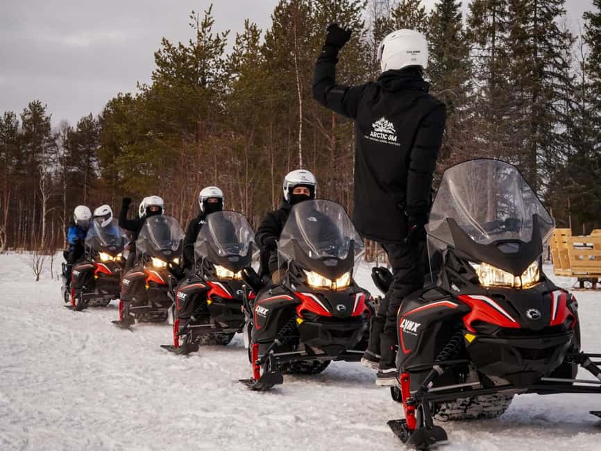 Rovaniemi: Guided Wilderness Snowmobile Safari & Barbeque - Leaving Rovaniemi for quieter snow