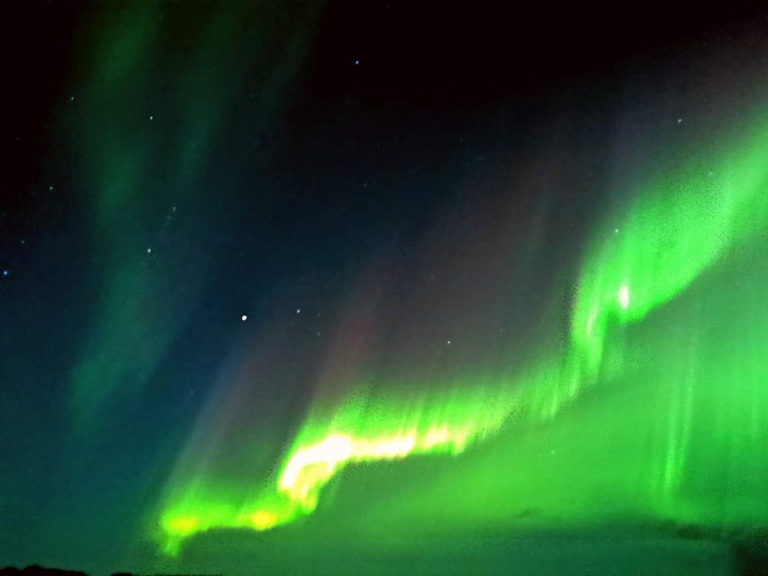 Rovaniemi Hunting Aurora at the Best Spots - Group size, guiding, and languages
