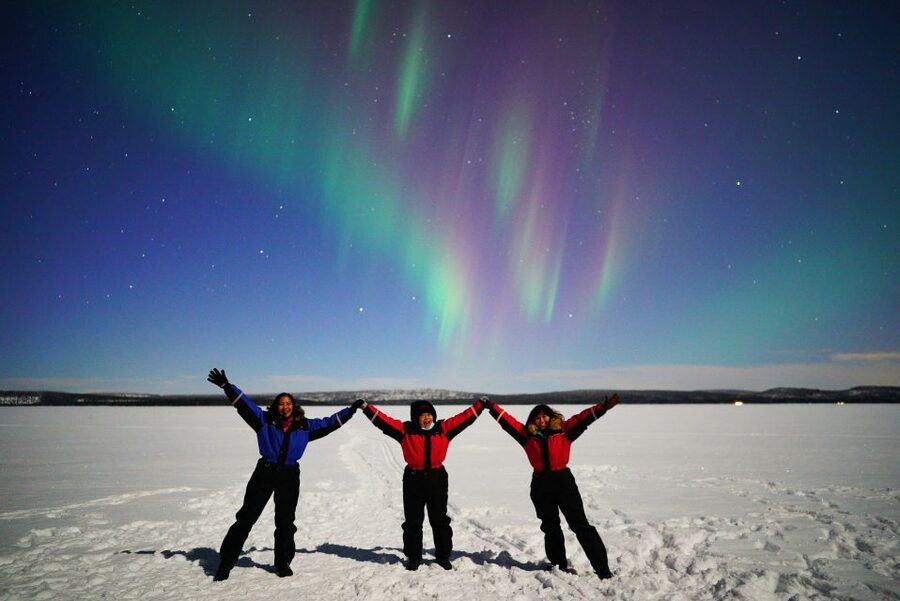 Rovaniemi: Hunting Northern Lights Bus Tour - Stop one: your first chance under the Arctic sky