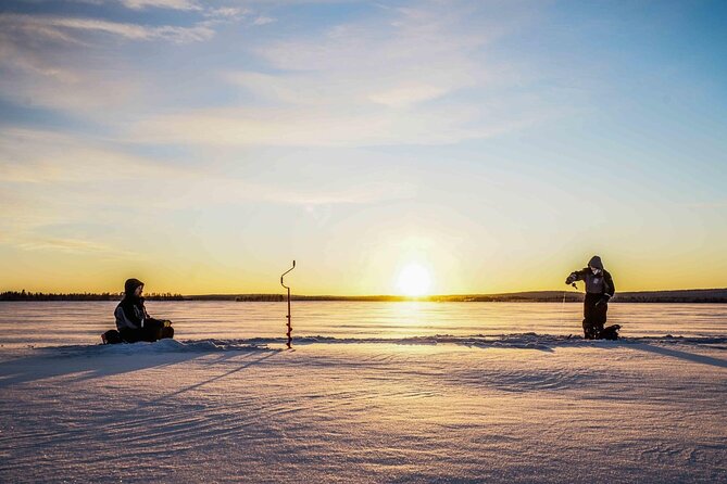 Rovaniemi: Ice Fishing from Private Lakefront Property & BBQ - Group size, timing, and comfort