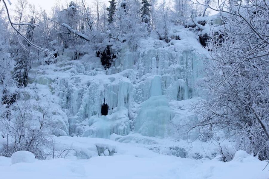 Rovaniemi: Korouoma Canyon and Frozen Waterfalls Tour - What the $117 price includes