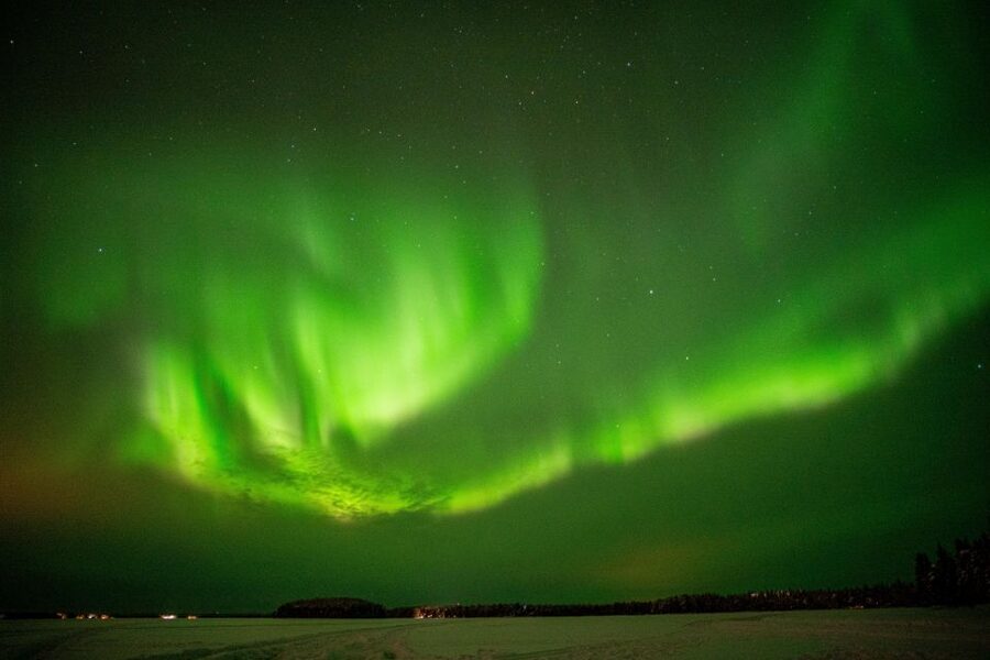 Rovaniemi: Night Sky lappish Barbecue - Leaving Rovaniemi for the dark countryside