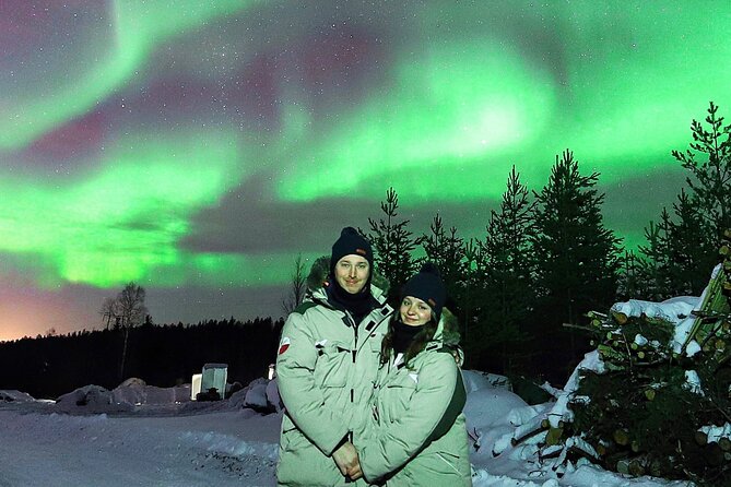 Rovaniemi: Northern Lights Group Tour - Guaranteed View - The guides make or break a long night