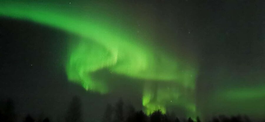 Rovaniemi:Northern Lights Hunt in Lapland Wilderness - Staying warm in the Arctic night