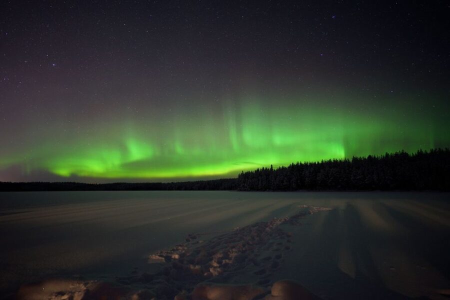 Rovaniemi: Northern Lights Hunting in Lappish old cottage - Photography help, cameras, and the electronic photo