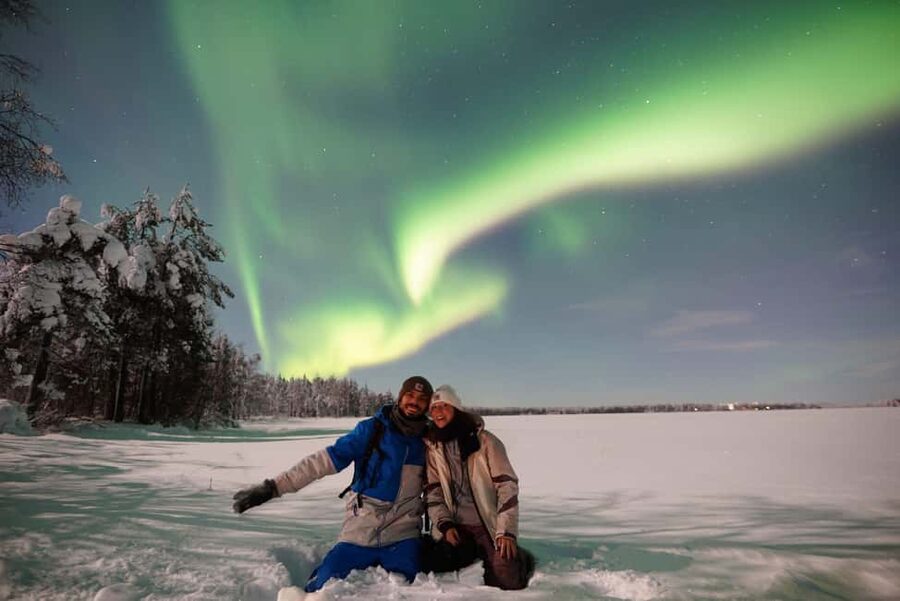 Rovaniemi:Private Aurora Tour-Unlimited Miliage - Photography help for real Arctic conditions