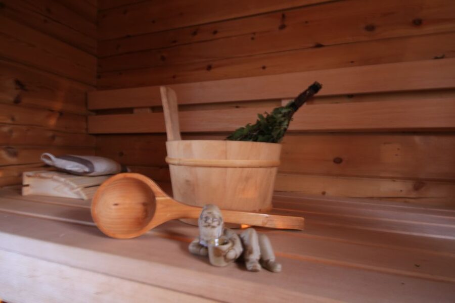 Rovaniemi: Private Sauna, Jacuzzi and Dinner - The ride from Rovaniemi to the lake