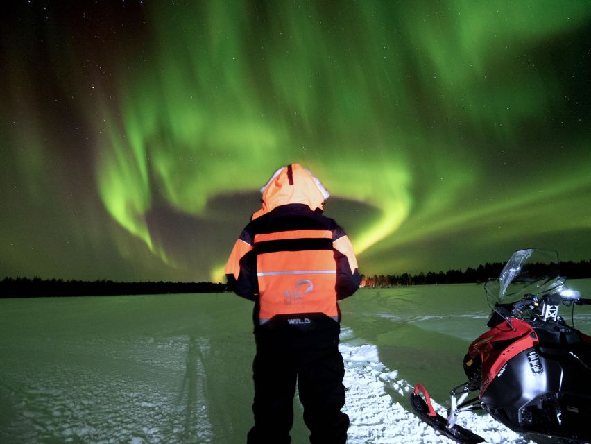 Rovaniemi: Search for Northern Lights Snowmobiling Trip - Sharing a snowmobile or paying extra to ride alone