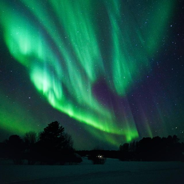 Rovaniemi: Small Group Aurora Hunt-full money back guarantee - The heated van and the cold reality