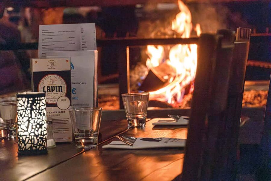 Rovaniemi: Snow Hotel Tour and Ice Restaurant Dinner - Who should book this Arctic evening?
