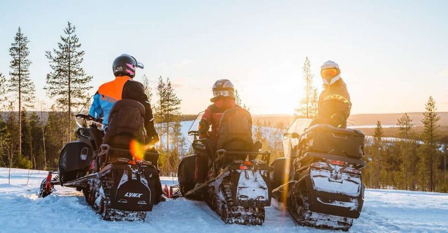 Rovaniemi: Snowmobile Safari Adventure - Starting at the Access Lapland office