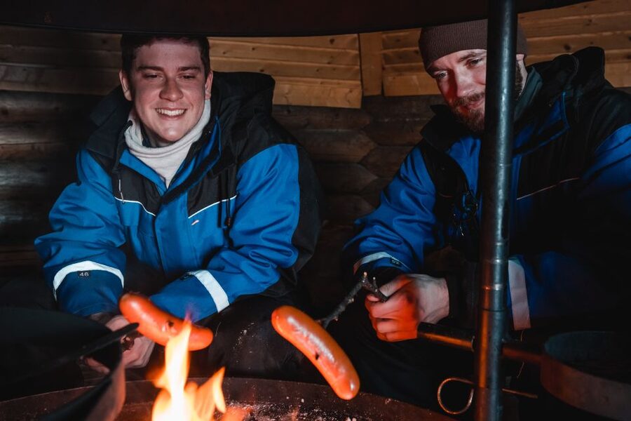 Rovaniemi: Snowmobile Safari & Campfire Evening Escape - Key points to know before booking