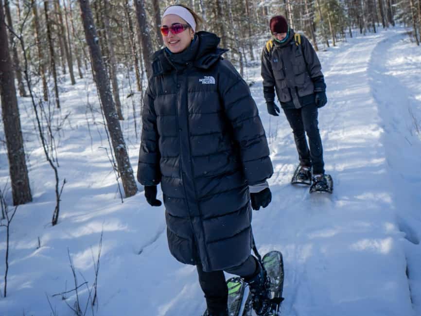 Rovaniemi: Snowshoe Adventure at Vikaköngäs & Barbeque - The outdoor barbecue and a useful pause
