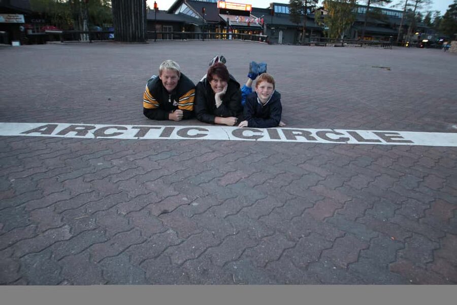Rovaniemi: Tour to Santa Claus Village with Hotel Transfer - Who should book this Santa Claus Village outing