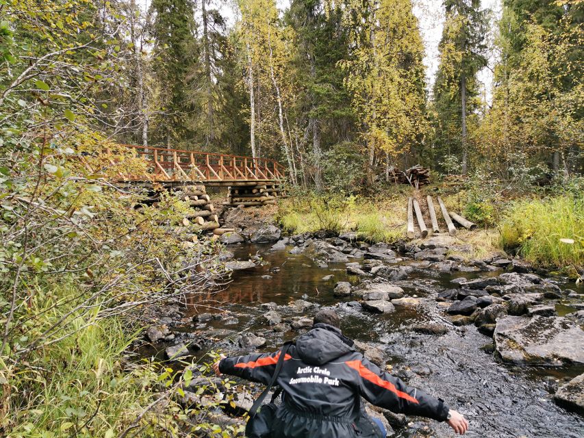 Rovaniemi: Vaattunki Hiking Arctic Circle Trail - The open fire is more than a snack stop