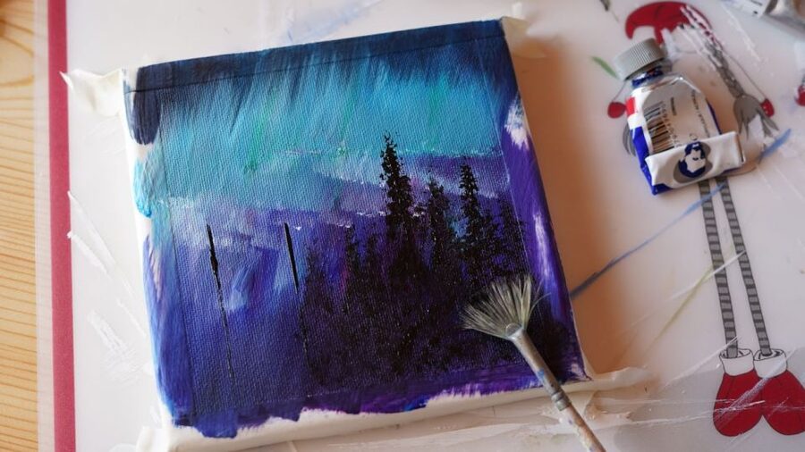 Rovaniemi: Workshop - Aurora painting - Finnish sweets and a warm drink