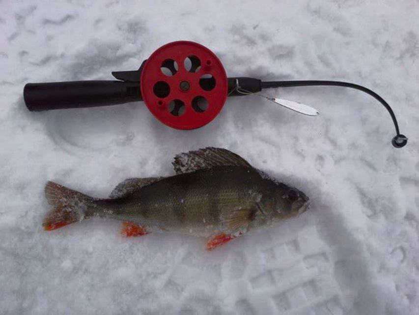 Ruka: Ice fishing trip - Who will enjoy this most?