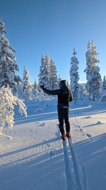 Saariselkä: Back-Country Skiing Guided Tour - Weather, Clothing, and Comfort