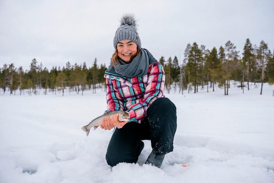 Saariselkä: Ice Fishing Adventure - Leaving Saariselkä by minivan