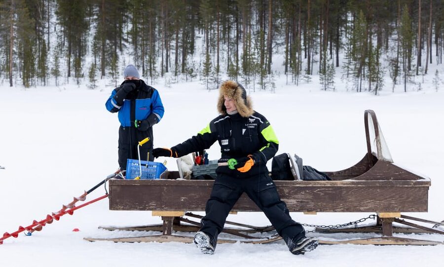 Saariselkä: Ice Fishing Safari by Snowmobile - Setting out from the Lapponia Tours Safari House