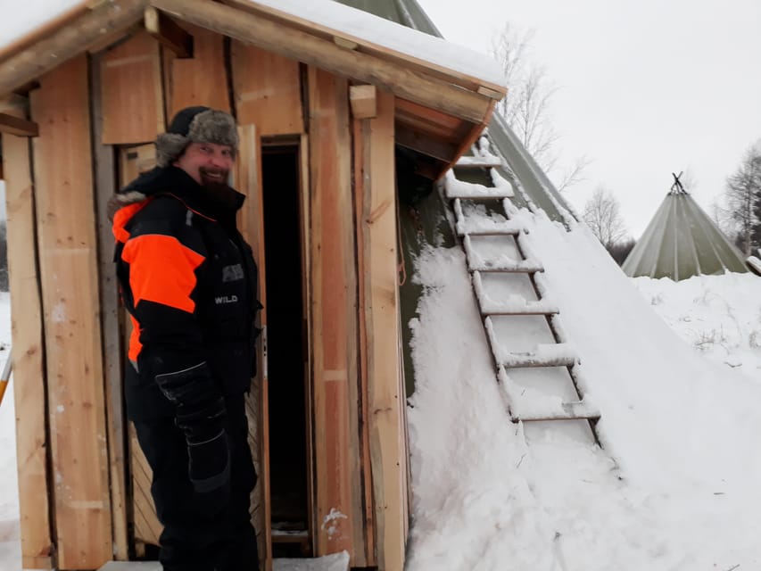 Saariselkä: Ice Fishing Tour to Lake Inari, reindeers& lunch - Key points at a glance