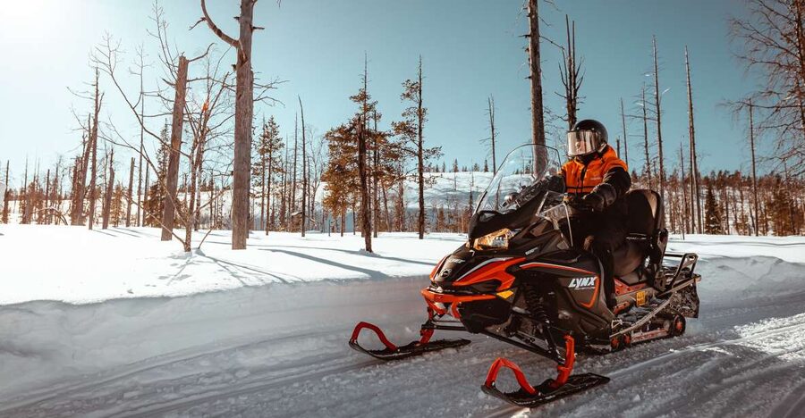 Saariselkä: Snowmobile Adventure for Adults - Following the guide onto quieter tracks