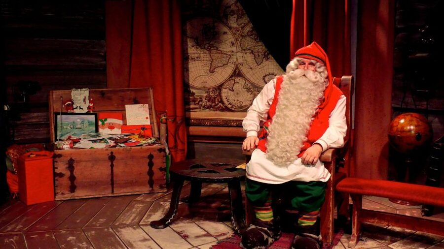Santa Claus Village Guided Tour & Arctic Circle certificate - Key points at a glance