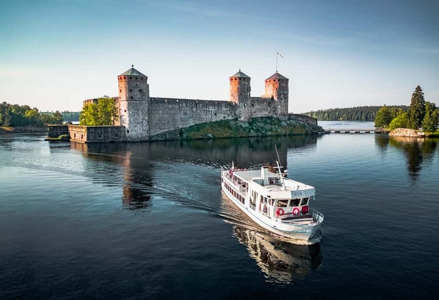 SIGHTSEEING CRUISE AROUND SAVONLINNA - Why Savonlinna Makes Sense From the Water