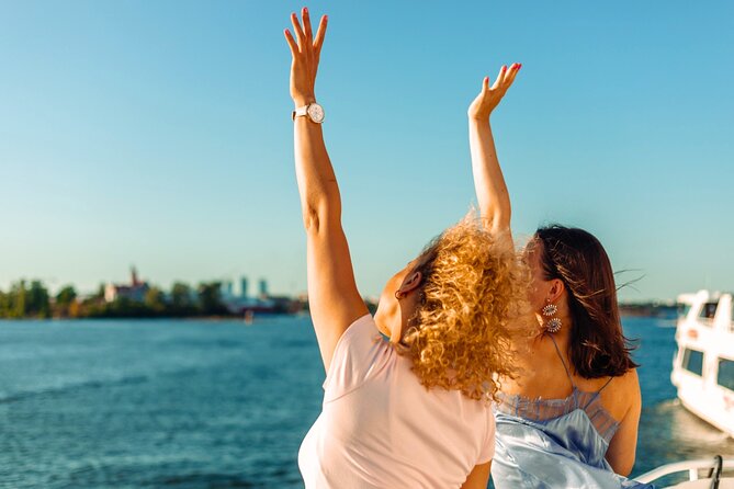 Sightseeing Cruise in Archipelago of Helsinki - Market Hall and Helsinki’s Waterfront