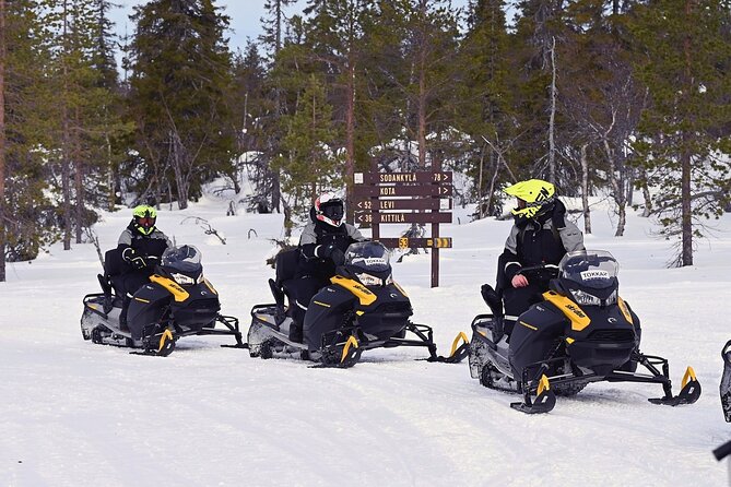 Snowmobile Rides Through Kumputunturi Fell in Kittilä, Finland - Thermal clothing and physical demands