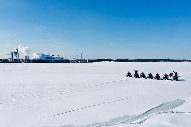 Snowmobile Safari in Helsinki Archipelago with Lunch - Getting dressed for Finnish winter