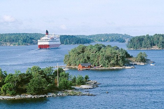 Tallinn Day Cruise from Helsinki - Meeting your guide in Tallinn