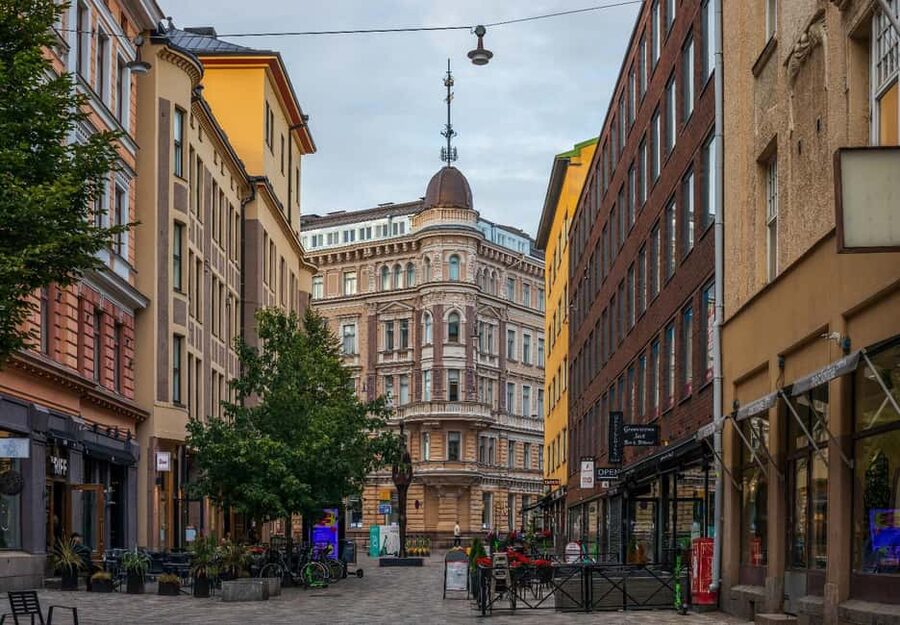 VIP Highlights Helsinki City PRIVATE Tour - A smart way to see Helsinki in three hours