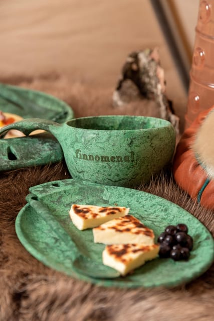 Ylläs: Fireside tasting in a traditional lavvo - Stories about life north of the Arctic Circle