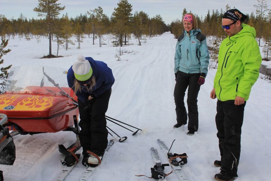 Ylläs: Guided Wilderness Ski Tour with Outdoor Lunch - Key things to know before skiing into the forest